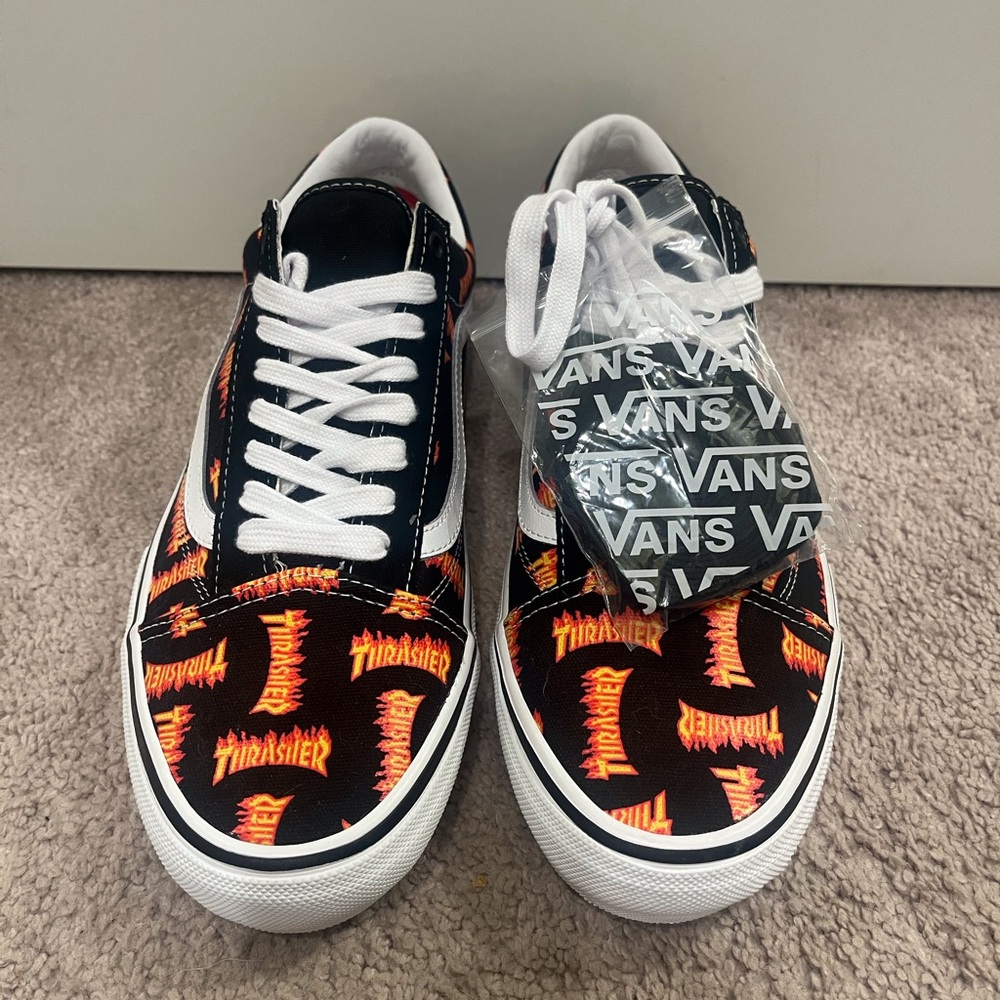 🛹 THRASHER 🛹 - Picture 2 of 4